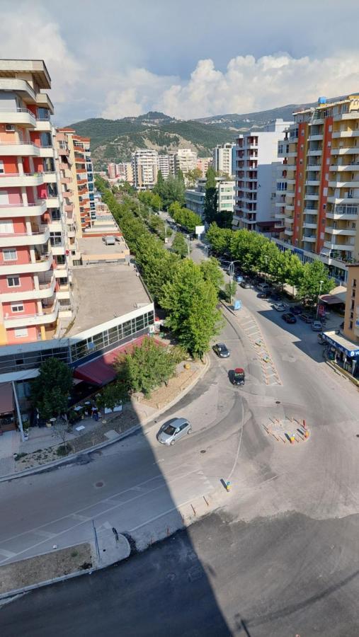 Sweetview 2-Bedroom Apartment With 3 Balcony Seaview Vlorë Exterior foto