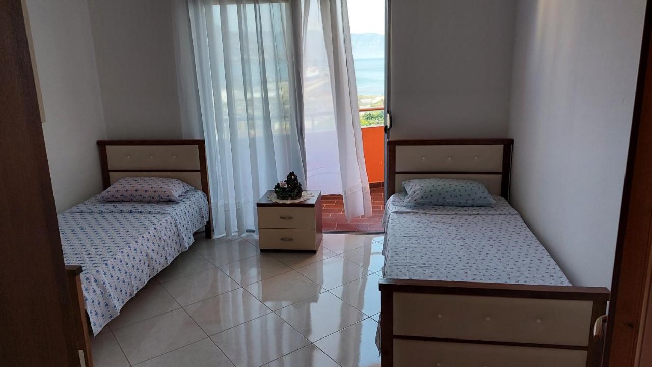 Sweetview 2-Bedroom Apartment With 3 Balcony Seaview Vlorë Exterior foto
